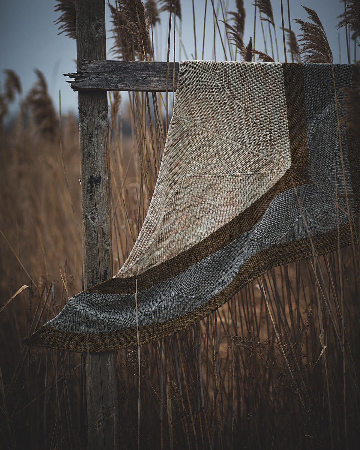 Monument Shawl